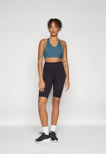 Спортивный бюстгальтер