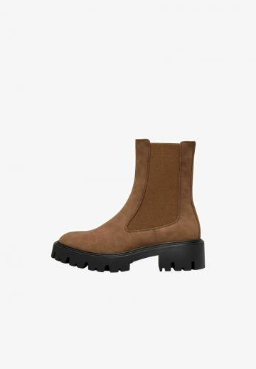 Ботинки челси