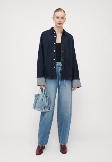 Прямые джинсы