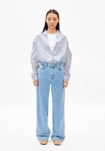 Клешеные джинсы