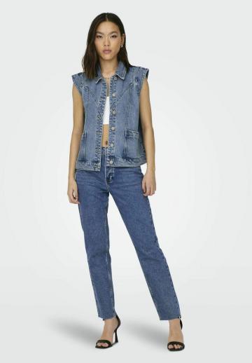 Джинсовая жилетка