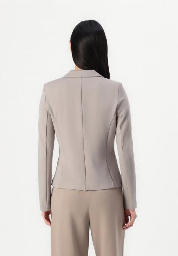 Блейзер с накладными карманами