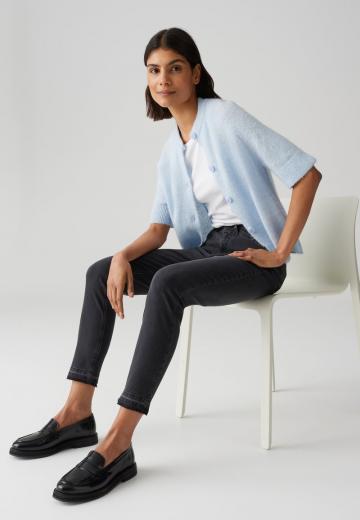 Узкие джинсы