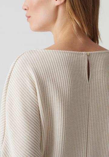 Пуловер с рукавом три четверти