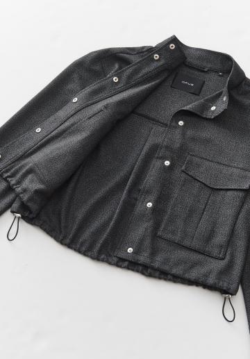 Блейзер с накладными карманами