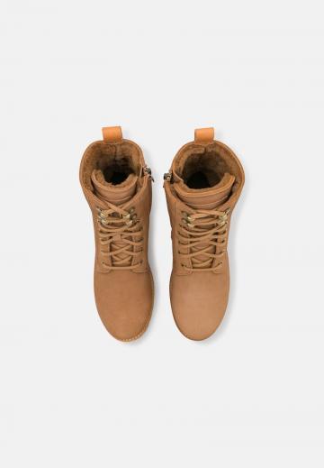 Зимние ботинки