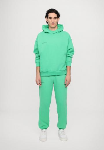 Пуловер с капюшоном