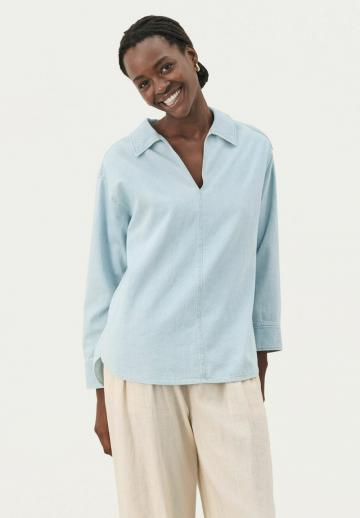 Джинсовая блузка