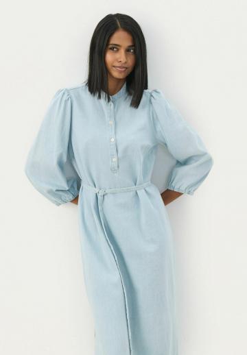 Джинсовое платье