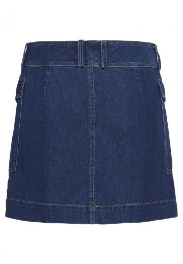 Юбка с накладными карманами