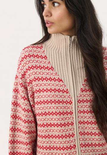 Жаккардовая вязаная кофта