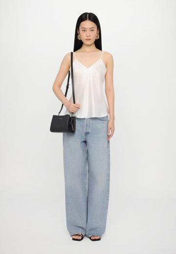 Топ на бретельках