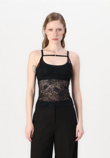 Топ на бретельках