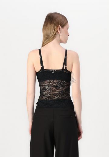 Топ на бретельках