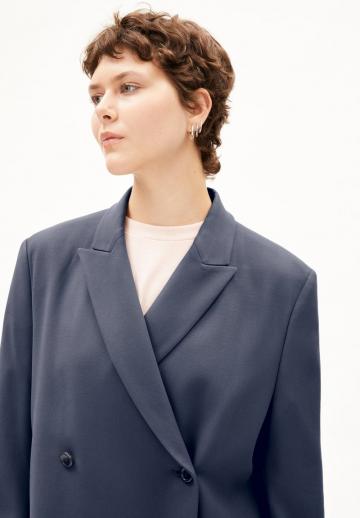 Длинный блейзер