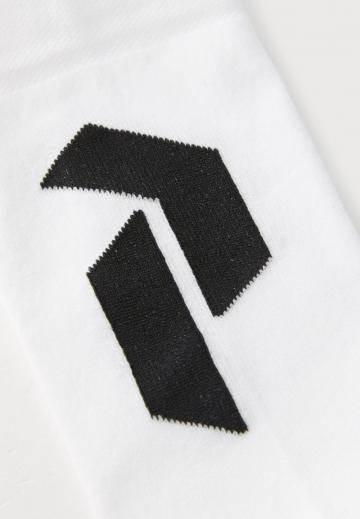 Спортивные носки