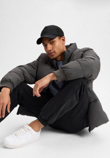 Спортивные штаны