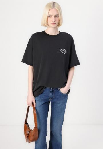 Клешеные джинсы