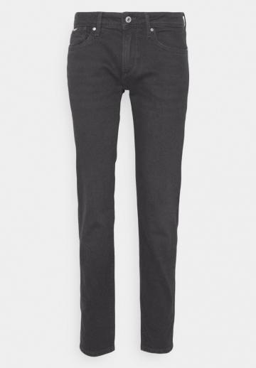 Узкие джинсы