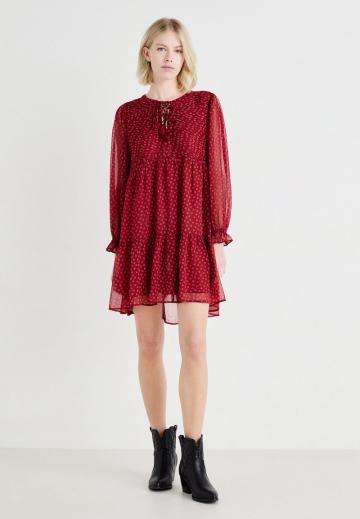 Короткое платье