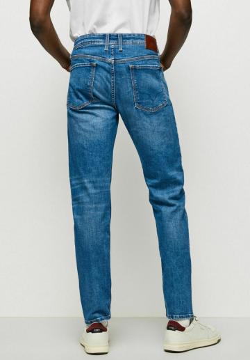 Узкие джинсы