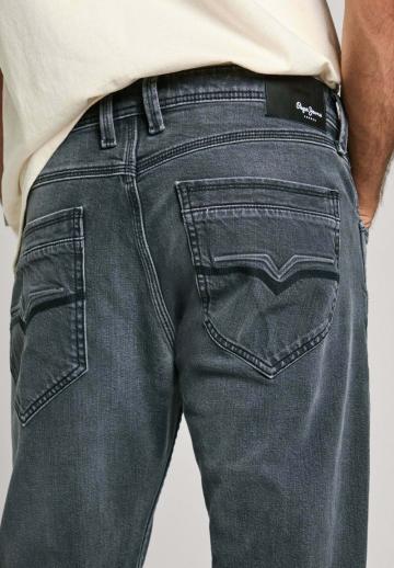 Узкие джинсы