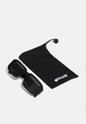 Солнечные очки