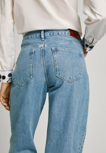 Свободные джинсы