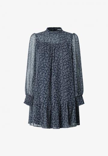 Короткое платье