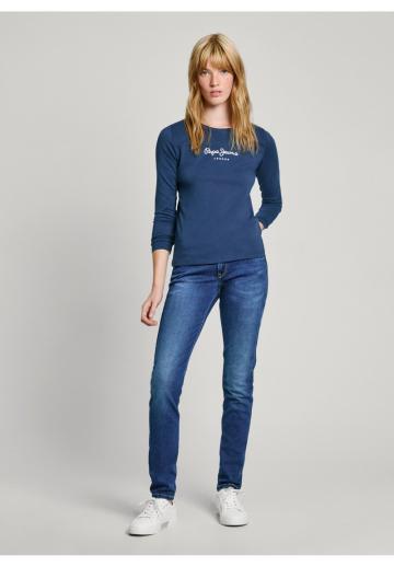 Узкие джинсы