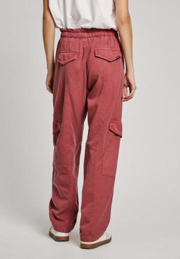 Брюки с накладными карманами