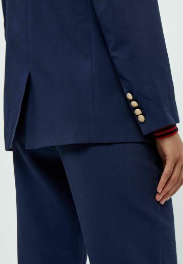 Короткое пальто