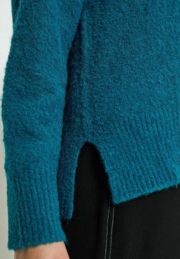 Длинный пуловер