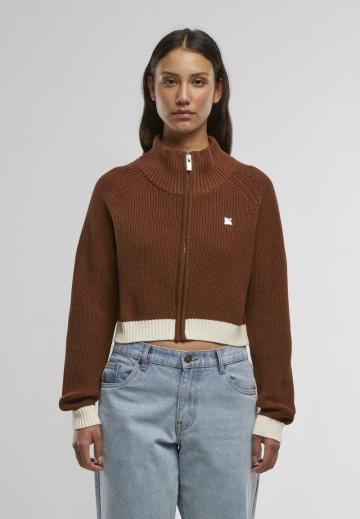 Вязаная кофта