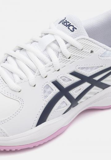 Теннисные кроссовки