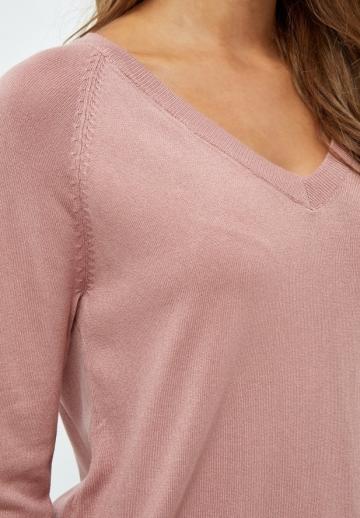 Пуловер с вырезом V