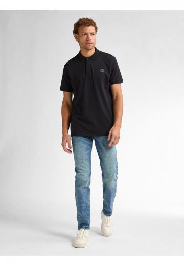 Узкие джинсы