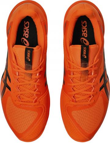 Теннисные кроссовки