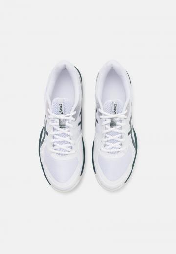 Теннисные кроссовки