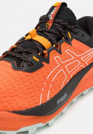 Беговые кроссовки