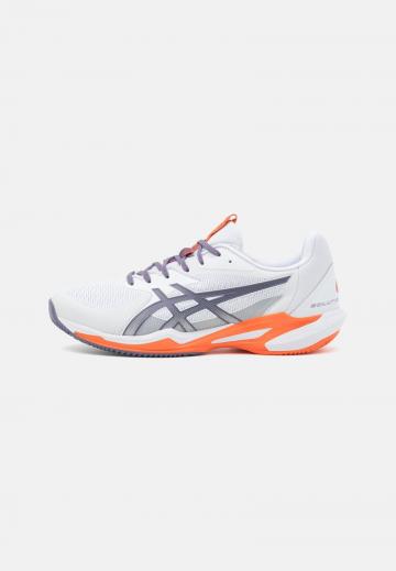 Теннисные кроссовки