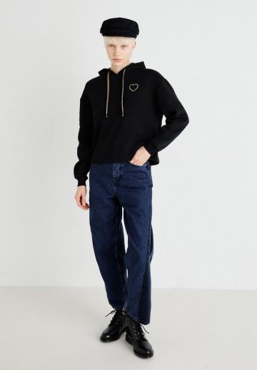 Пуловер с капюшоном