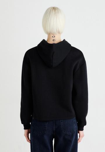 Пуловер с капюшоном