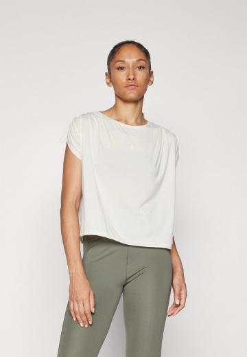 Спортивная майка