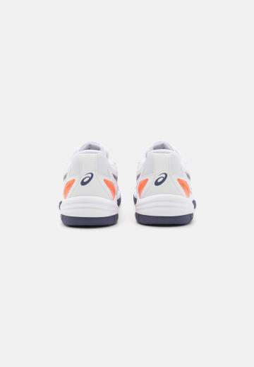 Кроссовки для зала