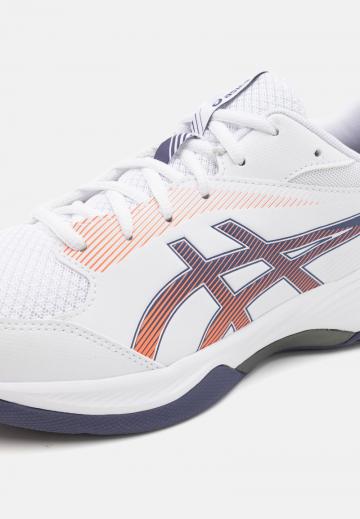 Кроссовки для зала