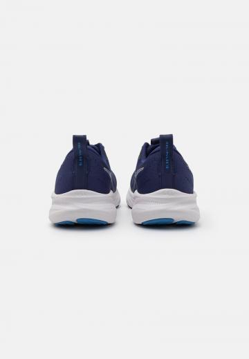 Беговые кроссовки