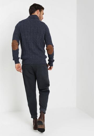 Вязаная кофта