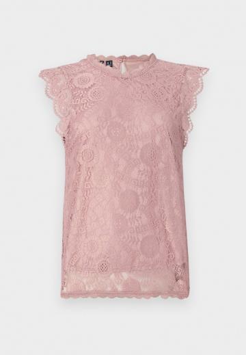 Кружевная блузка