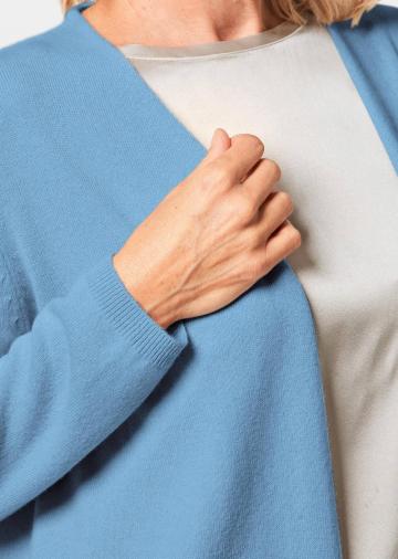 Длинный жилет